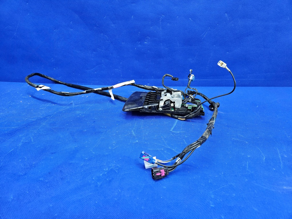 фото №6, Tesla model 3 lift 20-23 камера поперечина движения перед стекло 1068787-00-e