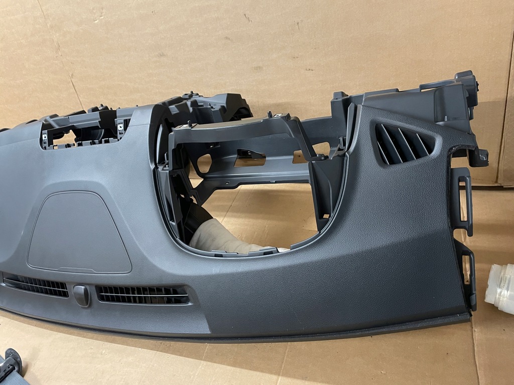 фото №7, Hyundai kona i 1 приборная панель консоль ремни подушки безопасности подушка безопасности оригинал