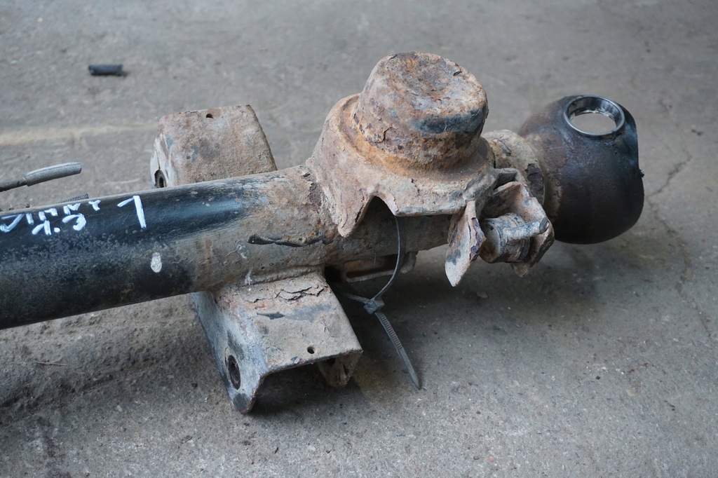 фото №10, Suzuki jimny корпус балка мосту міст передній міст перед 1,3 16v europa