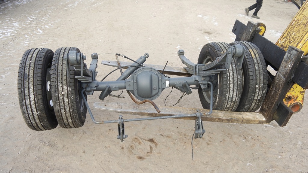 фото №1, Подвеска задние мост рессоры iveco 7185701