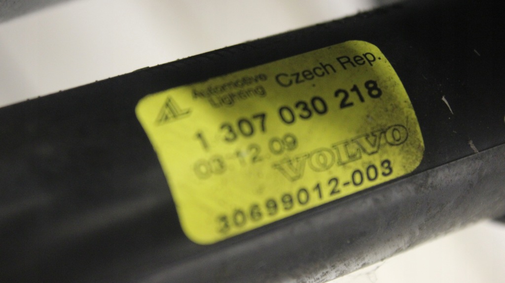 фото №10, Volvo s40 ii v50 2.4 d 04r- pas передній радіатор