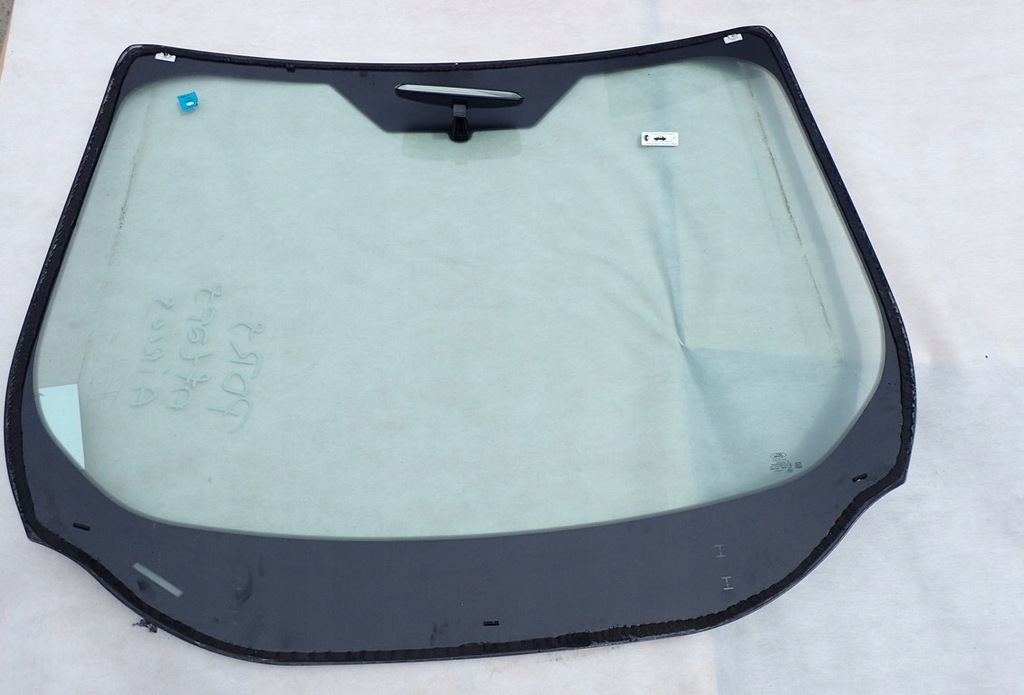 фото №1, Dw ford escape mk2 скло лобове