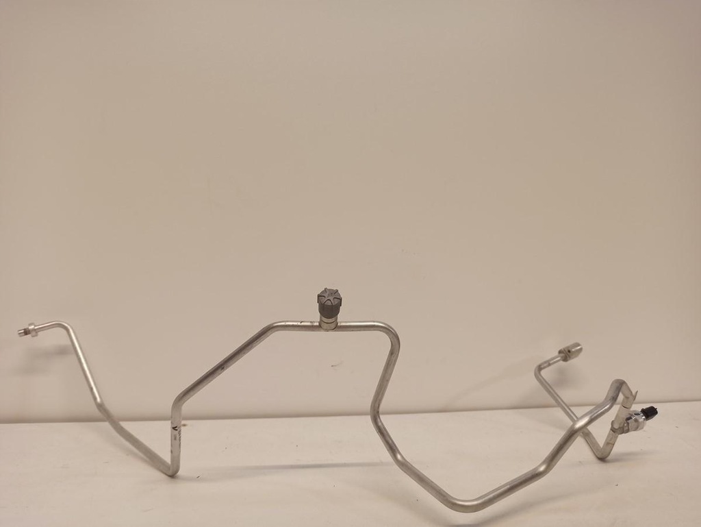 фото №1, Dacia duster ii шланг кондиционера 924404480r