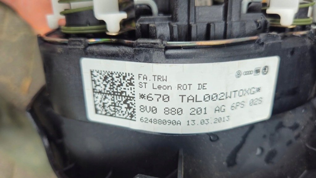 фото №14, Audi a3 8v консоль подушка безопасности приборная панель шторки безопасности ремни оригинал