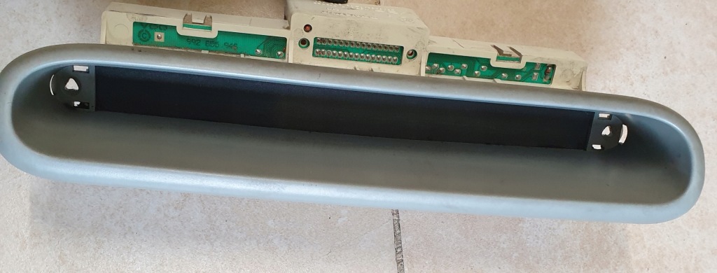 фото №9, Дисплей багатофункціональний приладова панель renault twingo i оригінальний номер eu