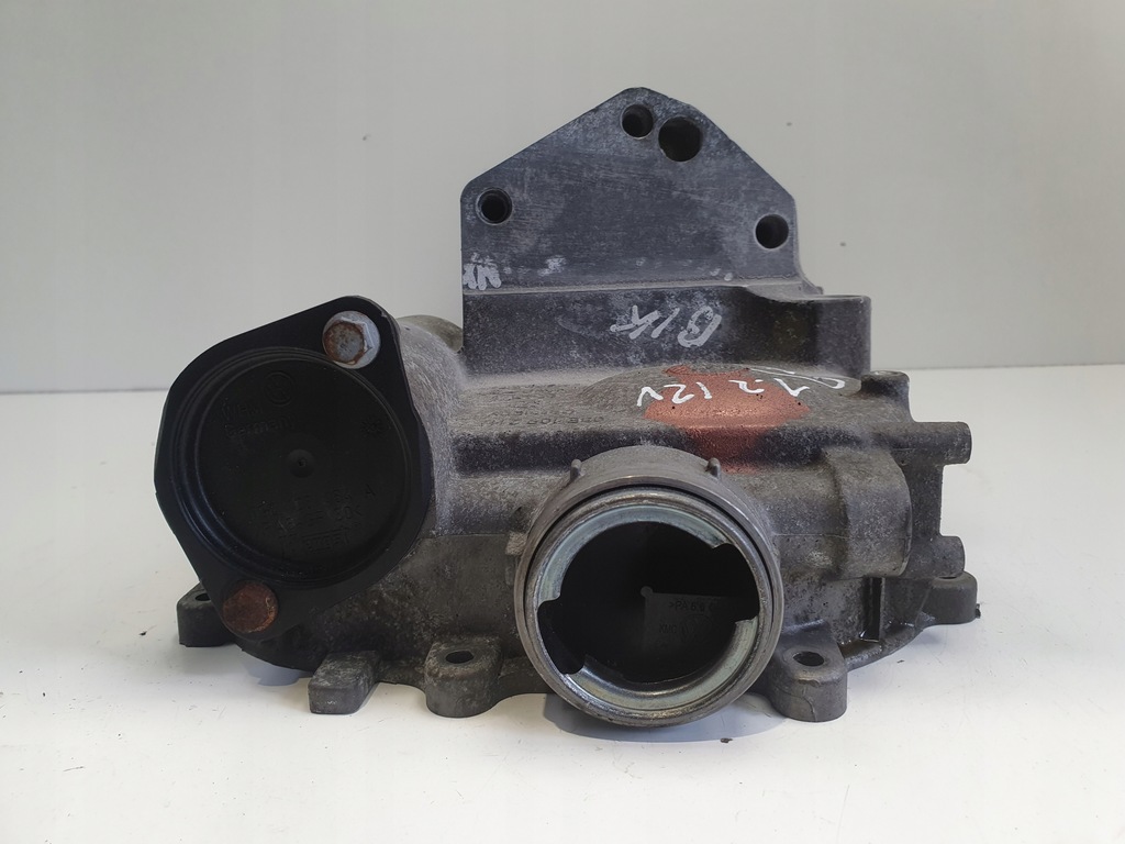 фото №9, Skoda fabia i 1.2 12v кришка корпус розподільного валу 03e109211f