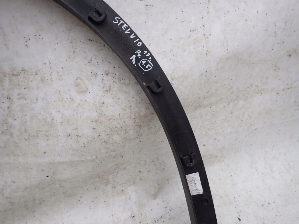 Alfa romeo stelvio 16- молдинг накладка правый перед Недорого