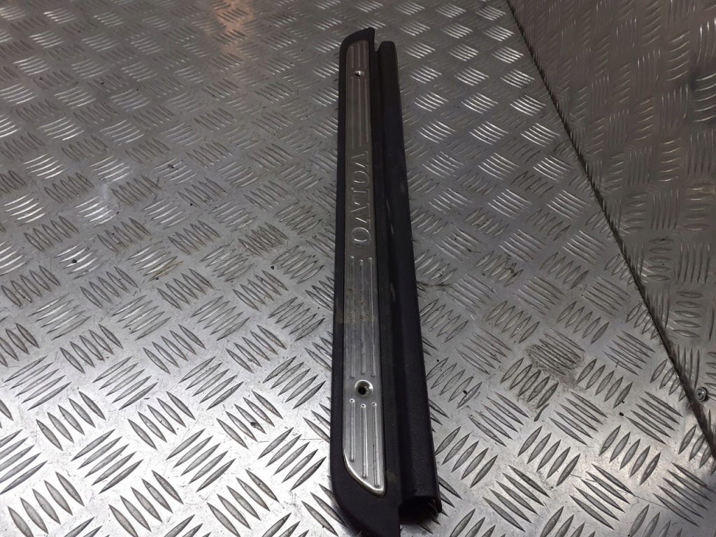 фото №1, Молдинг порог правая наружная volvo v40 30818422