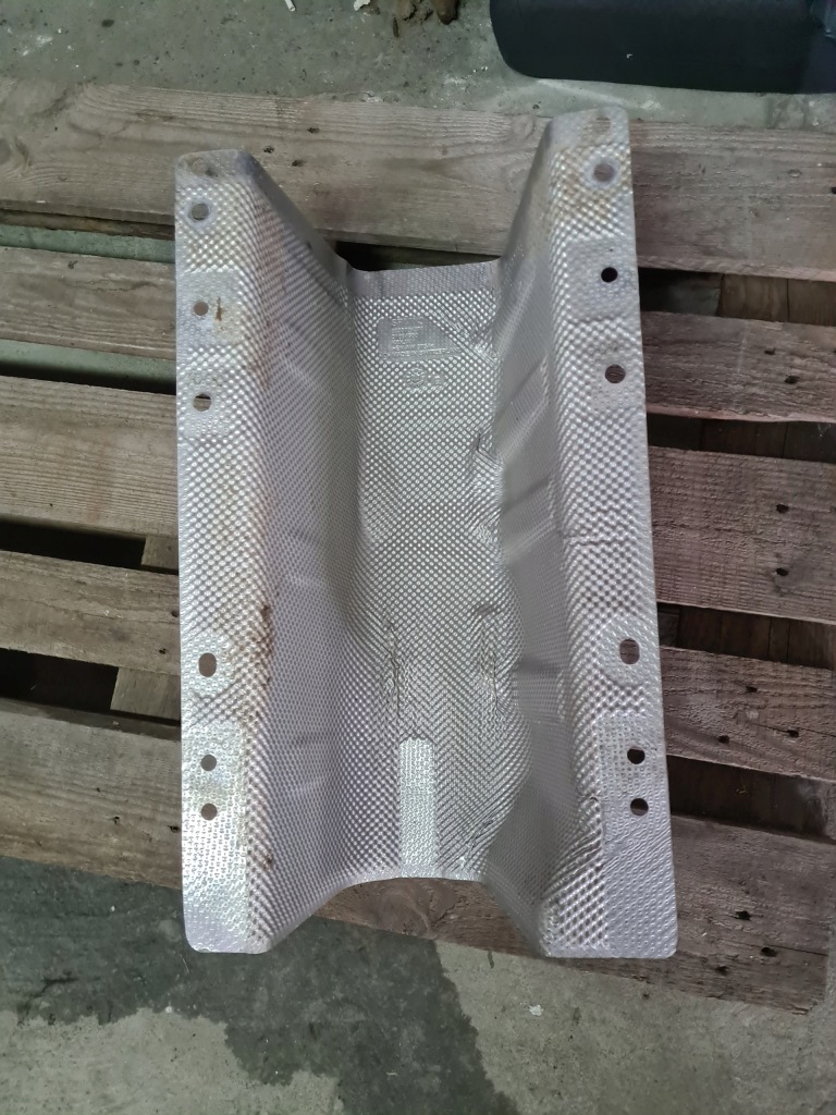 фото №1, Volvo xc40 d3 защита тепловая 31694900