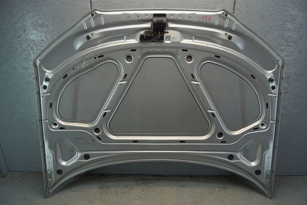 фото №15, Капот крышка двигателя audi a4 b7 m605