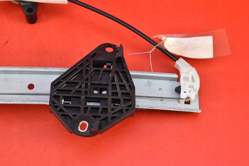 фото №7, Підйомник скло правий задня subaru impreza 3 iii gh