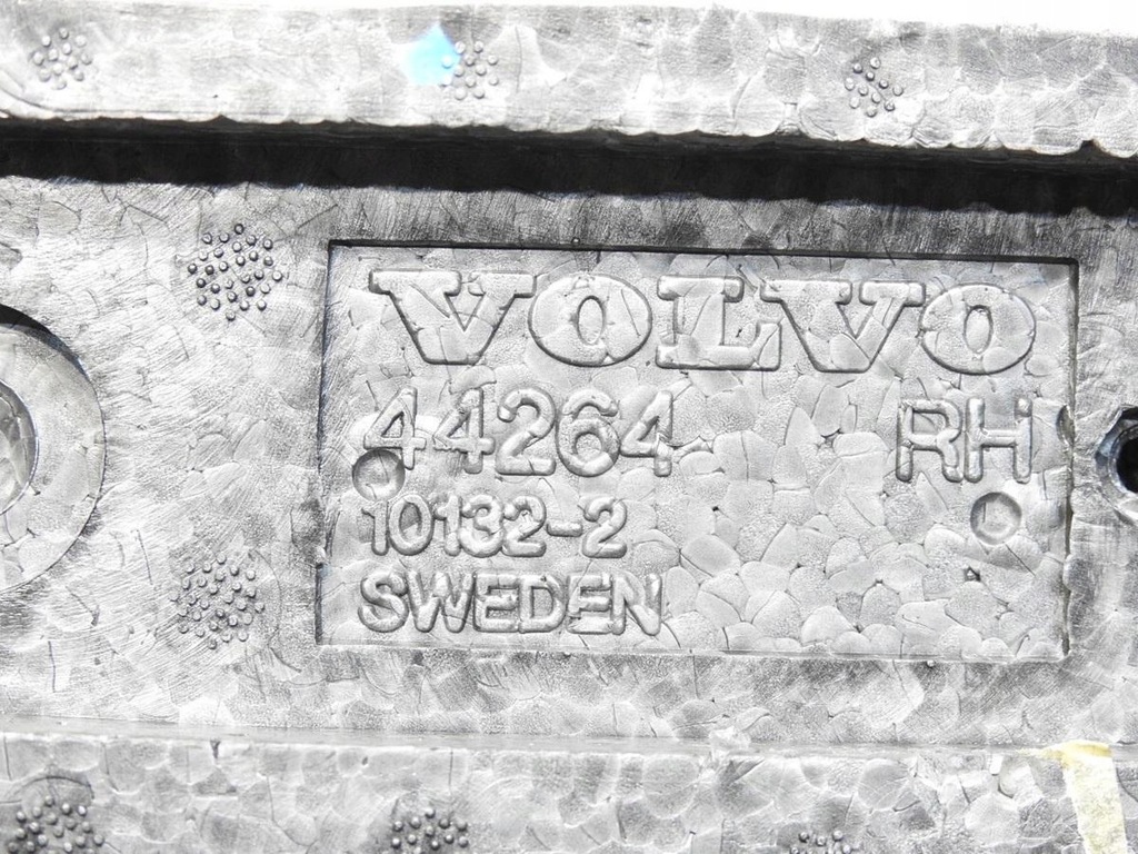 фото №7, Пена вкладыш багажника правый volvo xc90 i