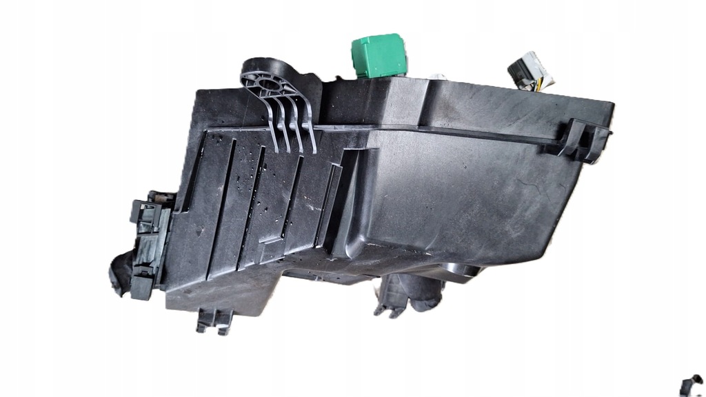 фото №9, Корпус коробка предохранителей renault austral 284b96us0a 284b86us0c