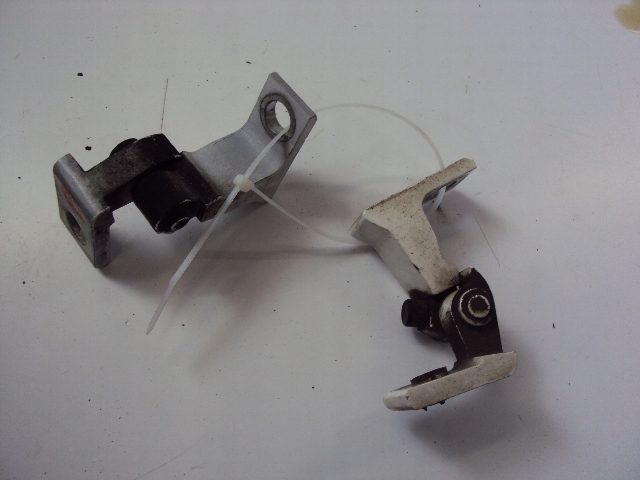 фото №1, Петли дверь правых audi rs5 coupe 8t 10 r