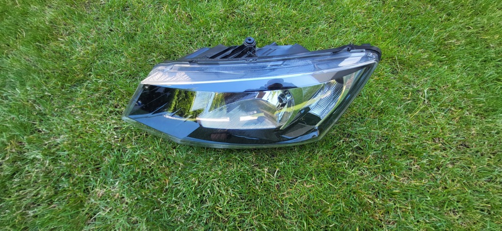 фото №1, Лампа skoda оригинальный номер 6v1941015c