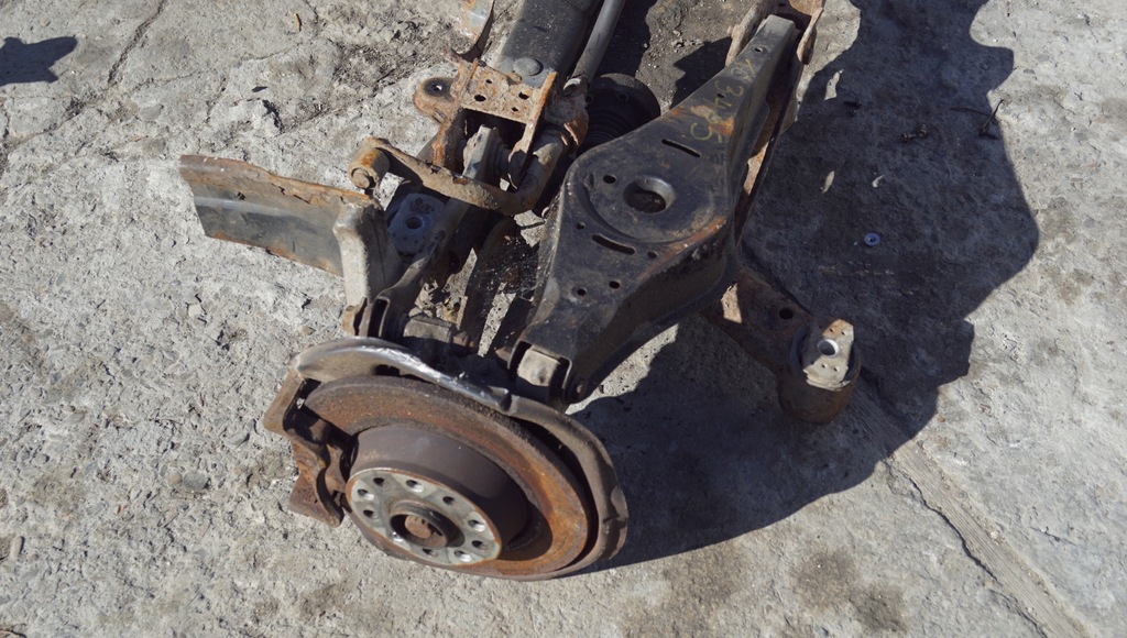 фото №12, Балка підрамник підвіска задня vw tiguan 5n 5n0505235l