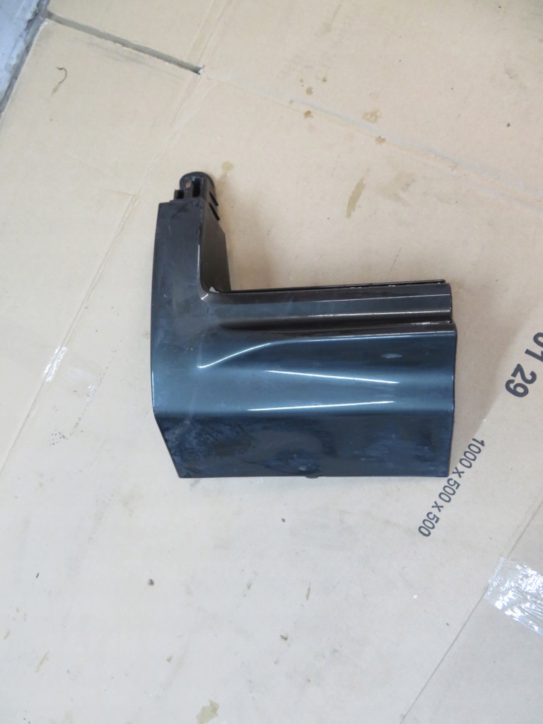 фото №1, Volvo xc90 молдинг порог правая уголок