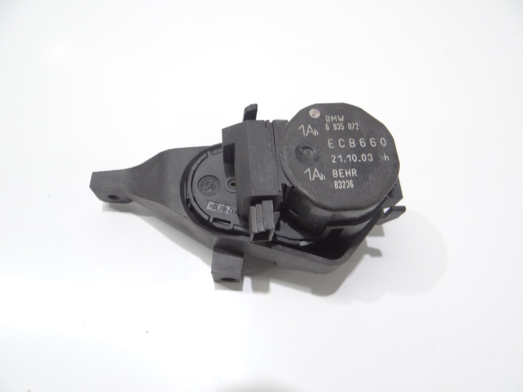 фото №1, Клапаны управляющий отопители bmw 7 e65, e66, e67 6935072 6.0l бензиновый