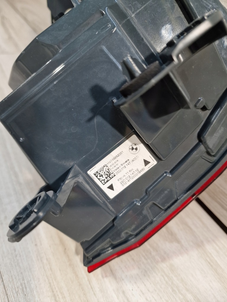 фото №8, Bmw 3 sedan f30 lift лампа правая задняя задняя led eu