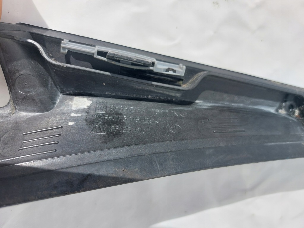 фото №10, Молдинг скло лобове ліва peugeot 5008 i eu