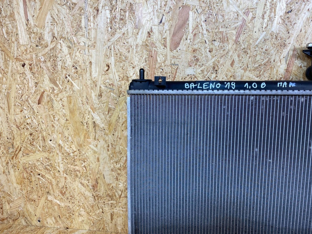 Радиатор воды suzuki baleno 2 1.0b ha223000-7372 2015- с Разборки