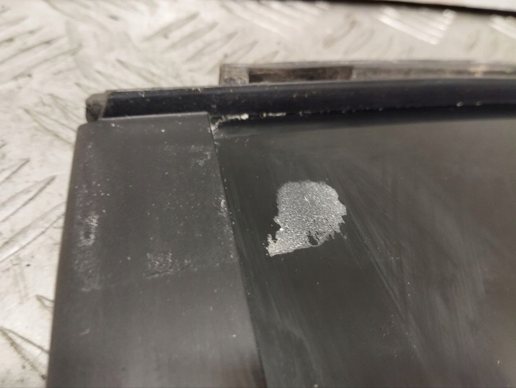 фото №7, Maserati granturismo 2014 стекло кузовная задняя 43r001582