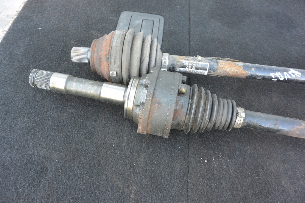 фото №5, Приводной вал правая левая задняя audi tt 8j 3.2 fsi quattr kpl