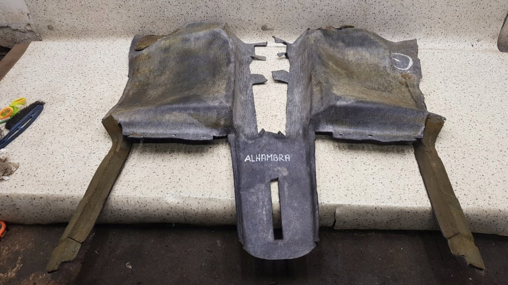 фото №2, Обшивка салона кабины перед alhambra mk1