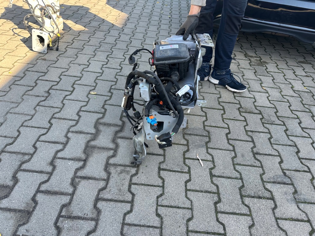 фото №3, Opel corsa f peugeot 208 ii лонжерон четверть четверть левая