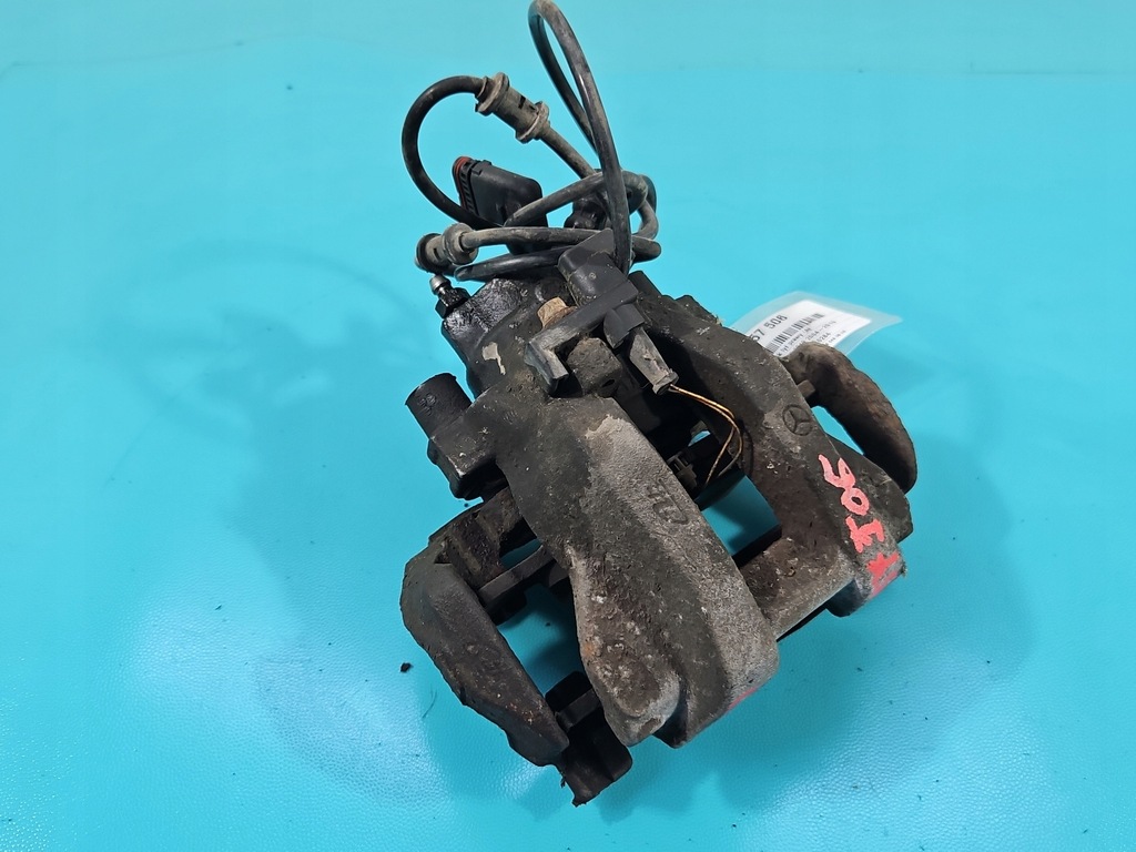 фото №1, Суппорт задняя правый mercedes cls c219 3.5 v6 272964