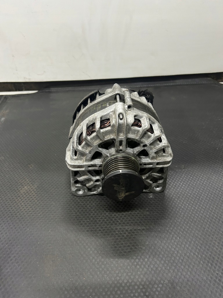 Купити Генератор renault 2.0 dci 50tys km ідеальний!