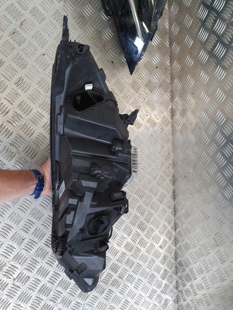 Astra k v 15-19 лампа права ilux модуль 39228715 Зі Шроту