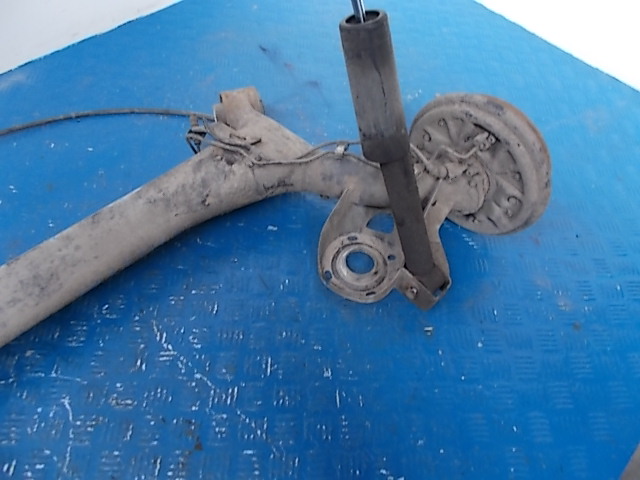 фото №3, Skoda fabia ii хэтчбек задняя балка oś abs тормозные барабаны