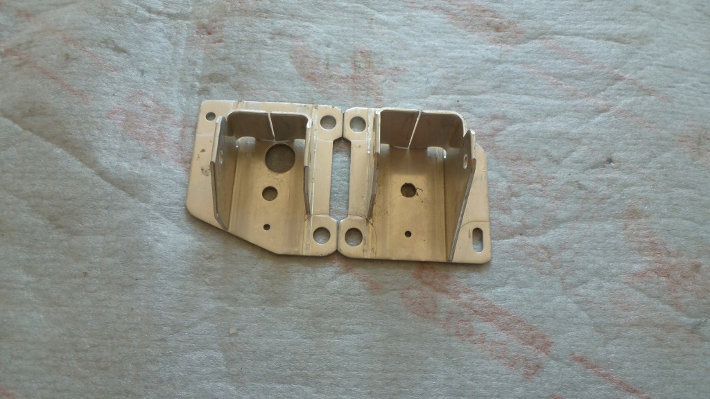 фото №1, Renault scenic ii кронштейн балка 8200010163-h