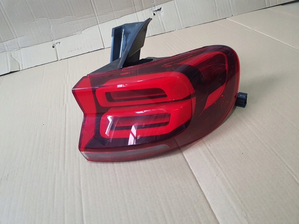 фото №1, Лампа задняя правая c5 aircross