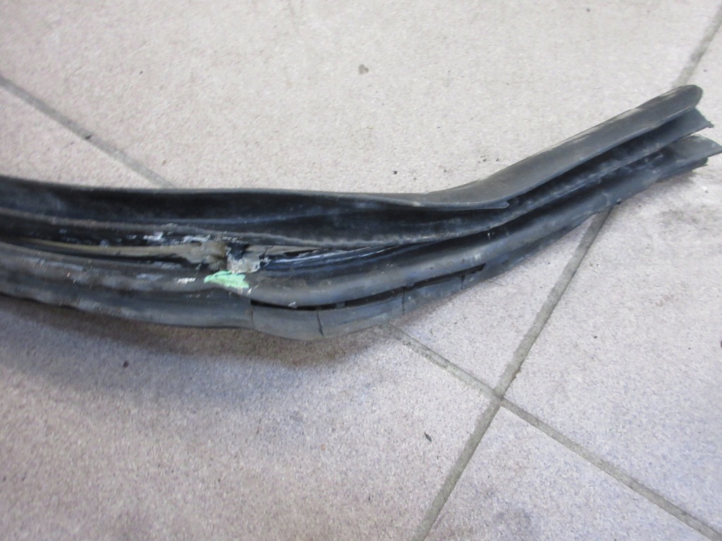 фото №6, Прокладка скло дах перед peugeot 308 cc cabrio