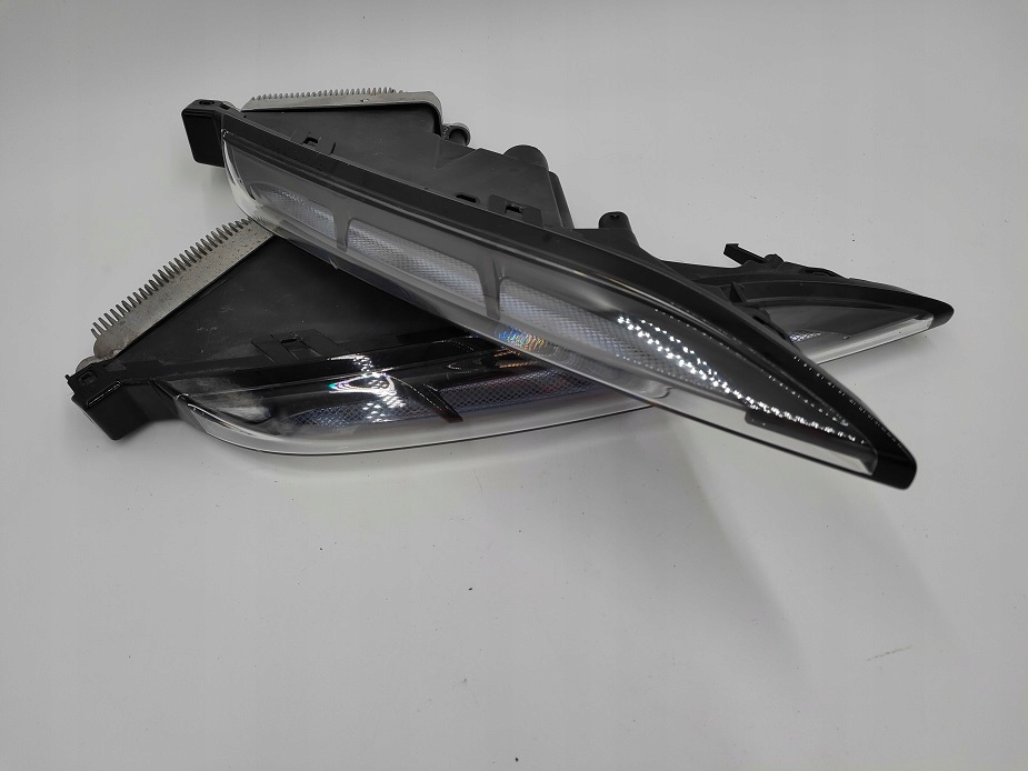 Купить Правый поворотник led 95b953082b porsche macan рестайлинг
