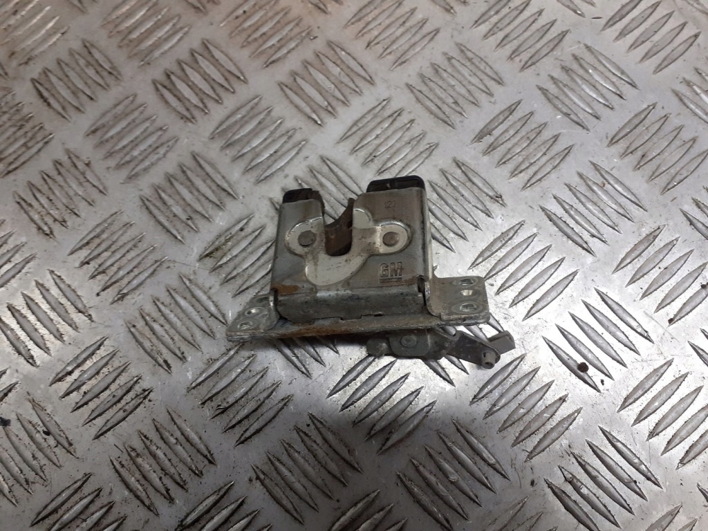 фото №1, Замок крышки багажника opel zafira a