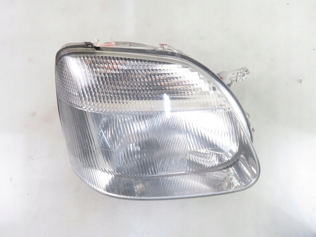 фото №10, Лампа правая передняя suzuki wagon r+ 09204188 3510083e00