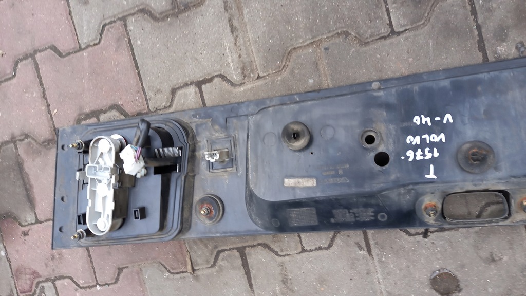 фото №9, Накладка кришки volvo v40 01r kombi 1.9dci