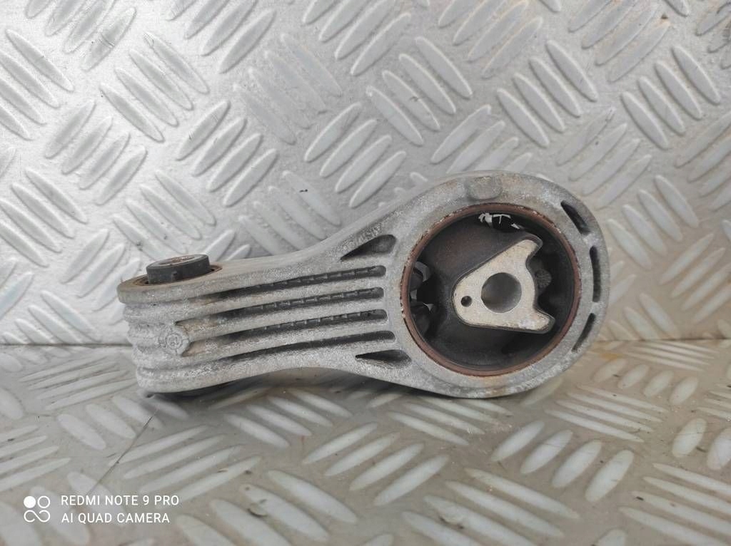 фото №1, Toyota proace ii fiat scudo iii кронштейн кронштейн подушка двигателя 9816338580