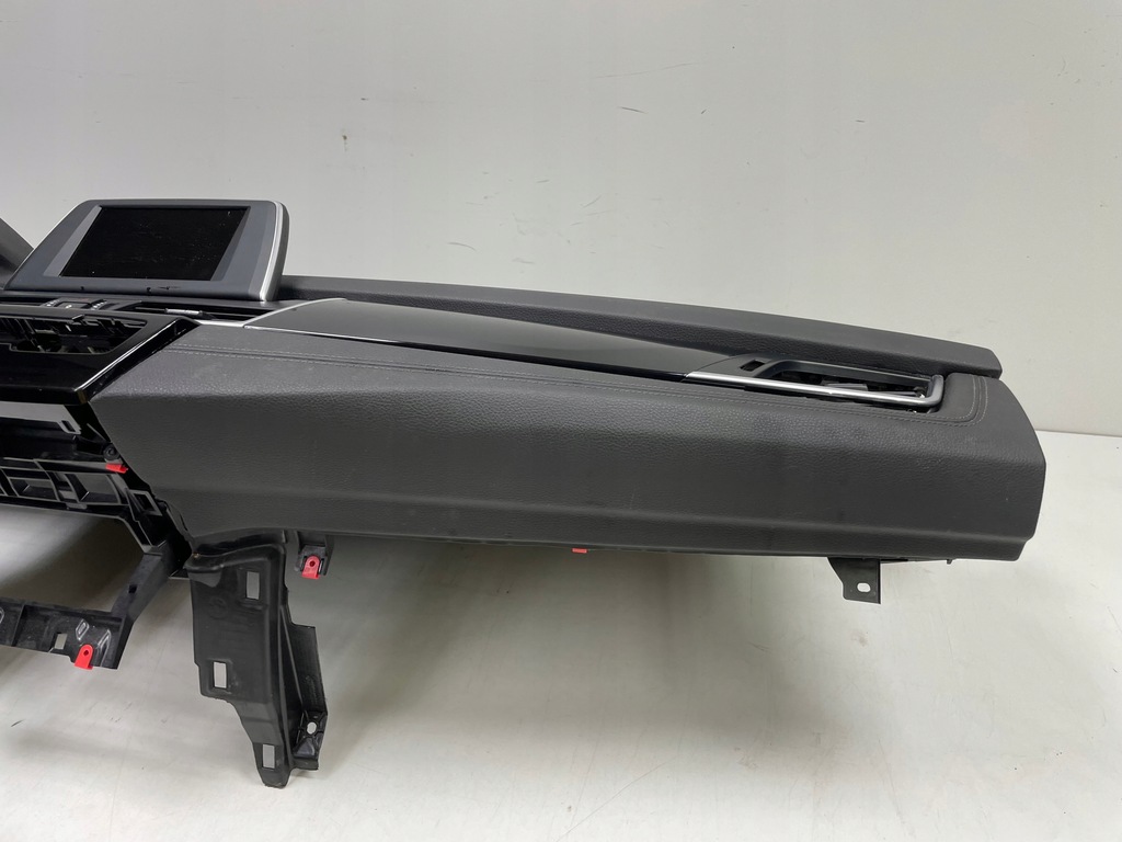 фото №7, Панель приладів консоль bmw 2 grand tourer