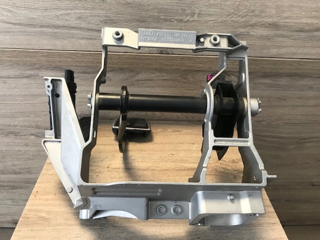 фото №7, Основа гальма педаль a8 s8 d4 4h2723117a