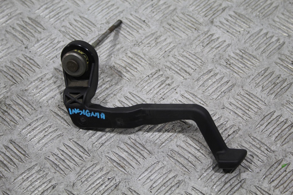 фото №1, Регулювання керма ручка insignia a