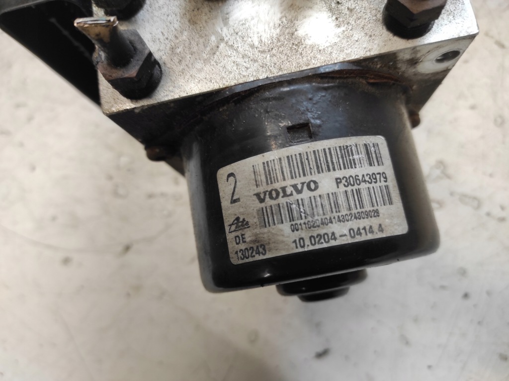 Volvo xc90 1 1 02- 2.9 t6 насос abs 30643982 p30643979 Зі Шроту