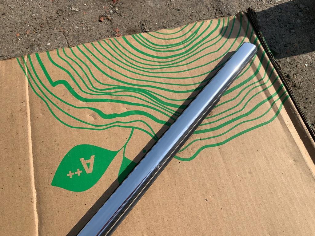 фото №5, Молдинг ущільнювач 7p0837477 cayenne 7p porsche