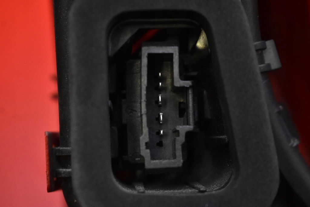 фото №7, Лампа левая задняя задняя 9683460880 peugeot 3008 1 i 10-13