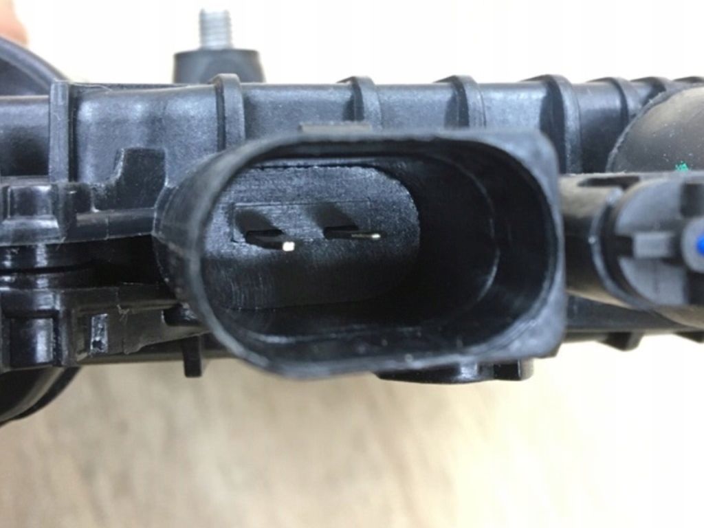 Доводчик дверь левый перед 7pin soft-close 7167579 do bmw x6 e71 e72 2007-14 Цена