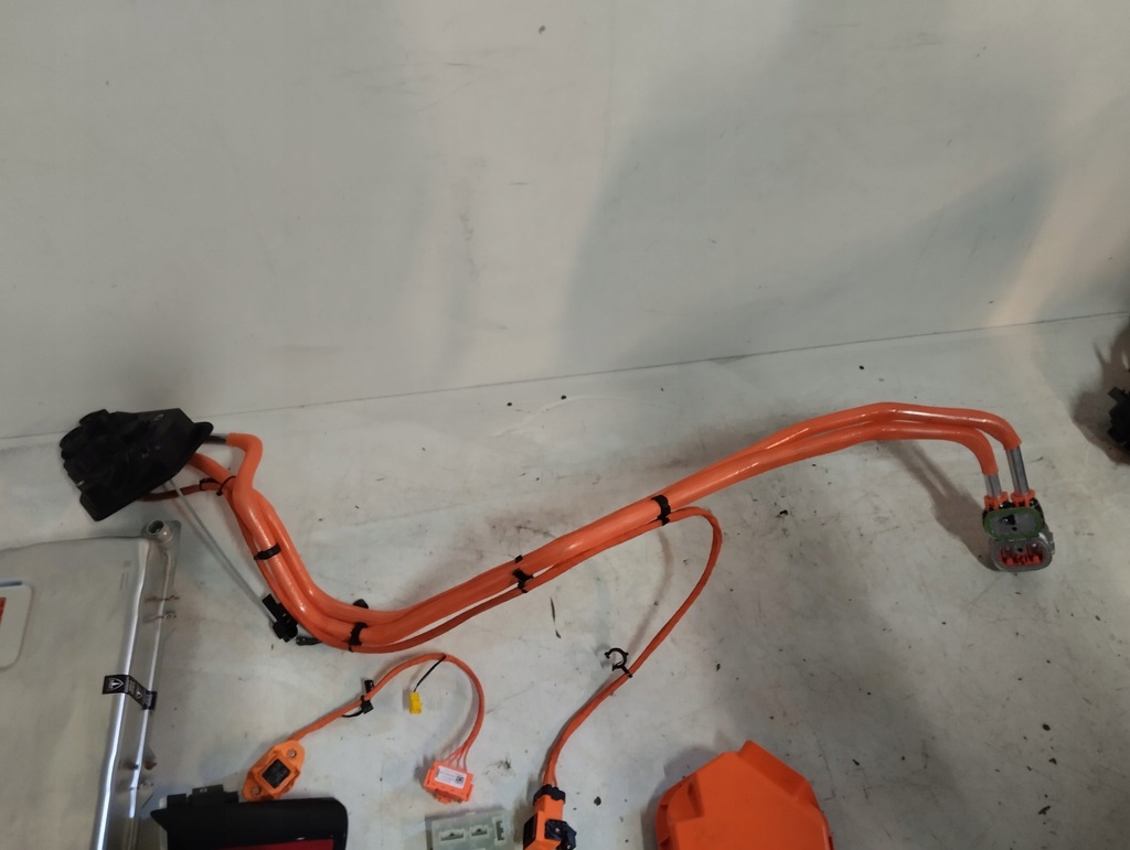 фото №6, Tesla 3 lift / y переробка зарядний пристрій europa