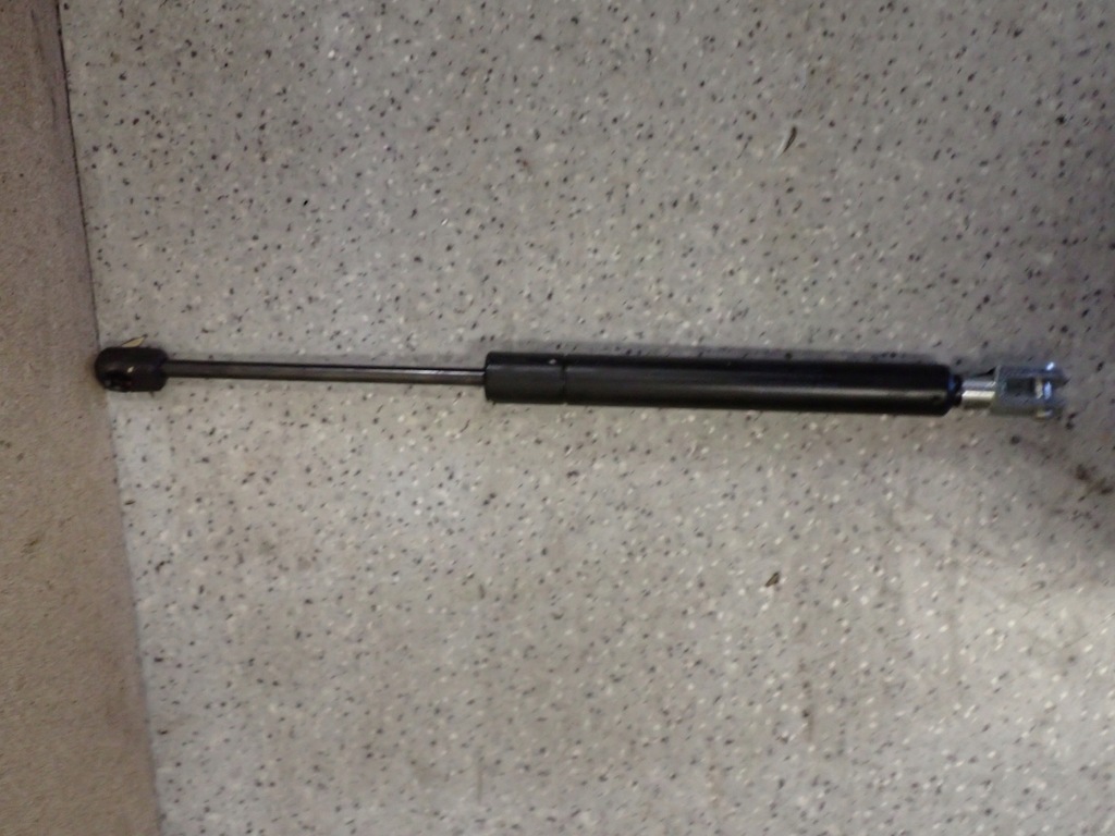 фото №4, Nissan micra k12 cc cabrio 03- амортизатори кришки